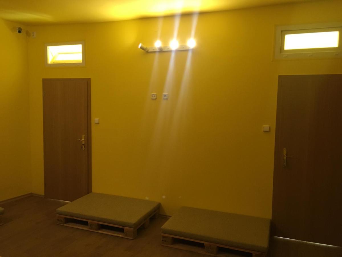 Cb Rooms/Bed&Soup Ceske Budejovice Exteriör bild